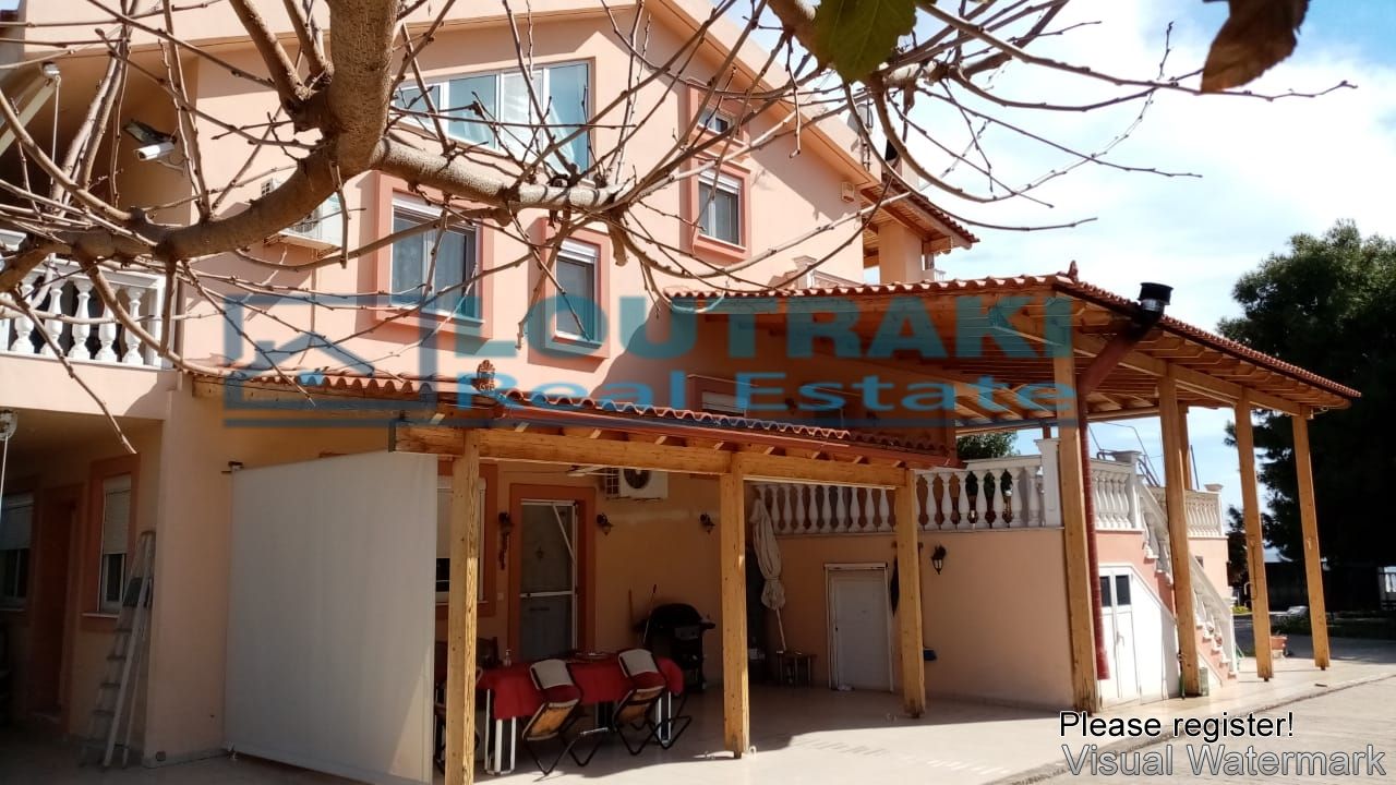 ΠΩΛΕΙΤΑΙ  ΒΙΛΛΑ ΣΤΟΥΣ ΑΓΙΟΥ ΘΕΟΔΩΡΟΥΣ ΛΟΥΤΡΑΚΙΟΥ