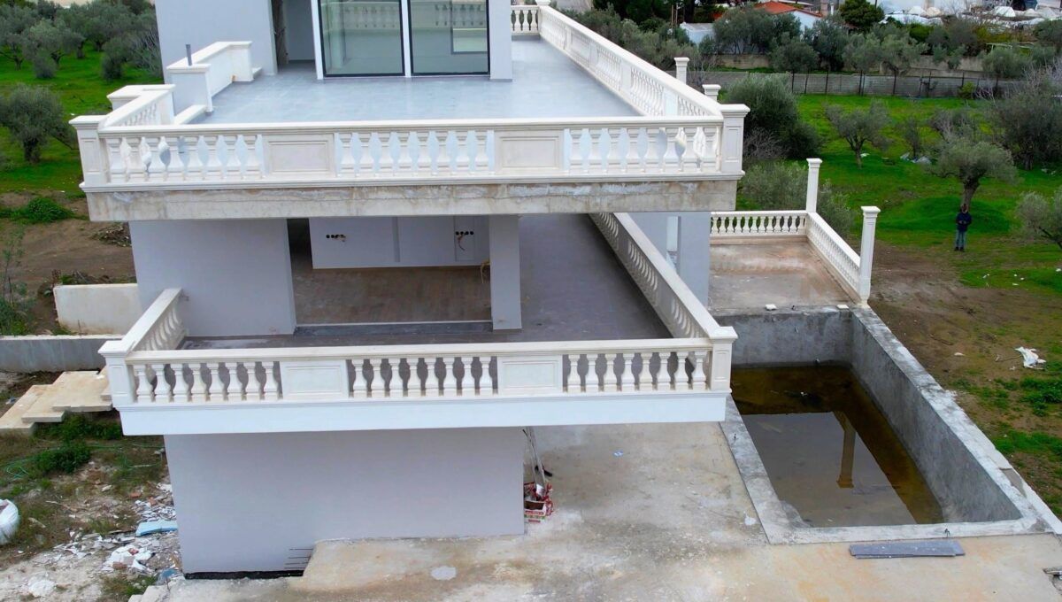 DJI_0036.MP4.00_01_12_21.Still001